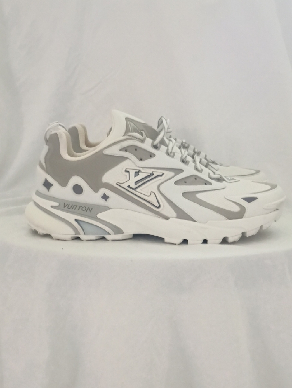 Louis Vuitton Runner Tatic Sneakers - White/Grey -  Men's LV Size 10 (US 11)